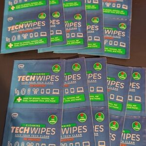 20 New Tech Wipes Cleaning Packets